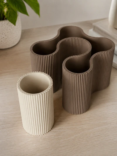 Snoova Compact en Grande Marron Oscuro - Pequena Blanco Hueso